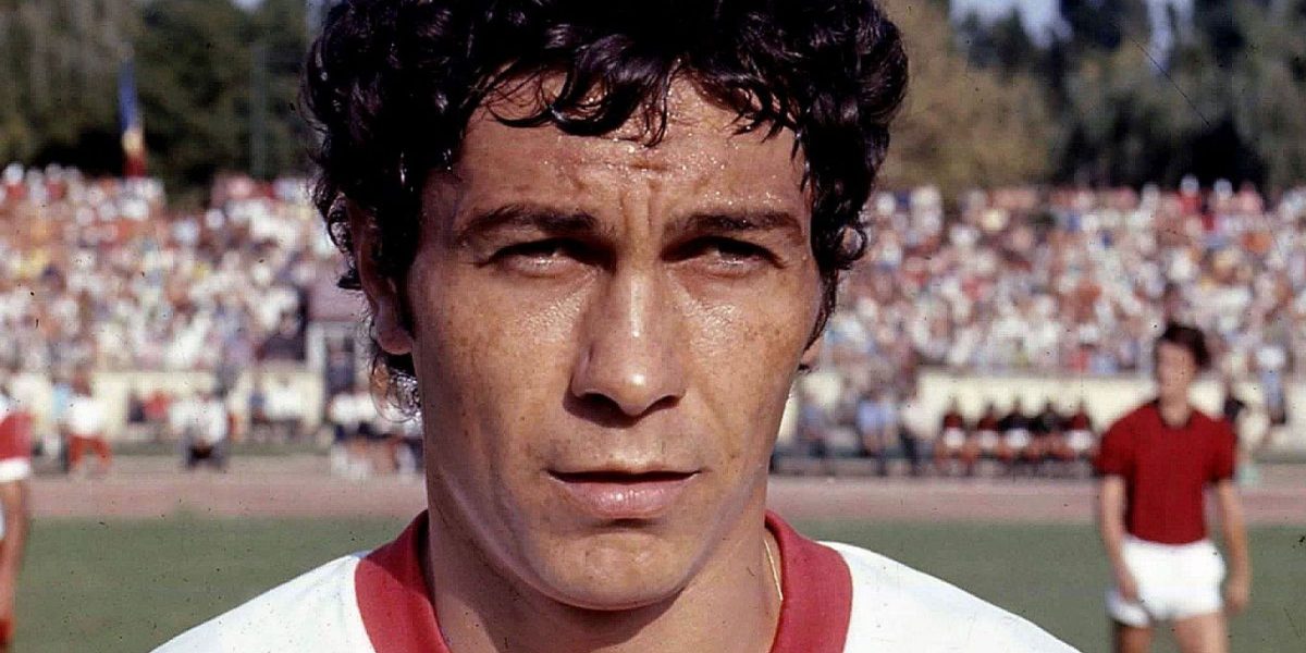 Mircea Lucescu a stabilit joi, 26 martie, un nou record în istoria selecției naționale a României, devenind cel mai în vârstă selecționer din toate timpurile, la vârsta de 80 de ani, 7 luni și 26 de zile