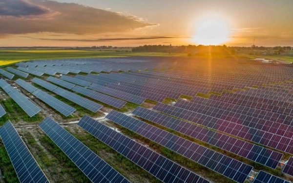 Prețuri NEGATIVE la energie: a 6-a zi. UITE GRAFICUL
