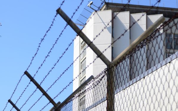 Slujbă de Înviere la Rahova: Ce-i așteaptă pe deținuți!