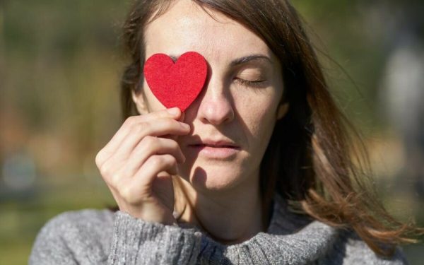 3 obiceiuri SALVATOARE: Scapă de infarct cu pași simpli, chiar de AZI!