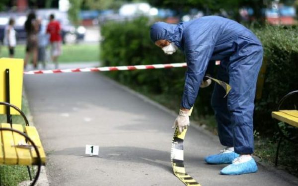 Alba: Tânăr ucigaș, arestat după ce a ucis un bărbat în conflict familial brutal