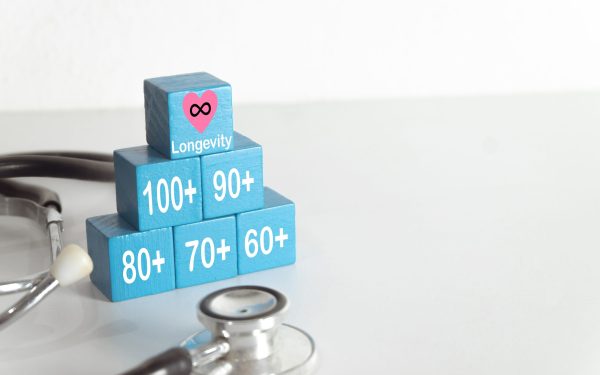 Cercetătorii, test fără precedent: Resetarea celulară se încearcă pe oameni