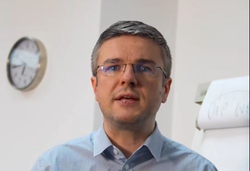 Clădirea-fantomă a Ministerului Economiei, înapoi în patrimoniu după 18 ani