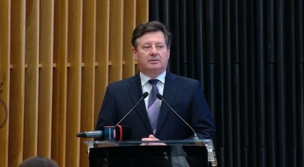 Președinte CJ Arad: „Sper să desființăm județele” – o dorință îndrăzneață