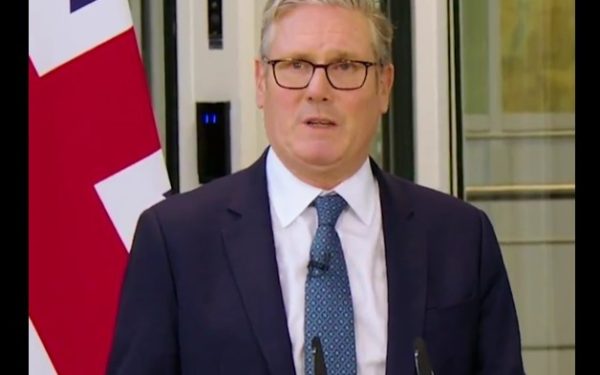 Starmer, sătul de Trump și Putin: „Prețul energiei, o problemă!”