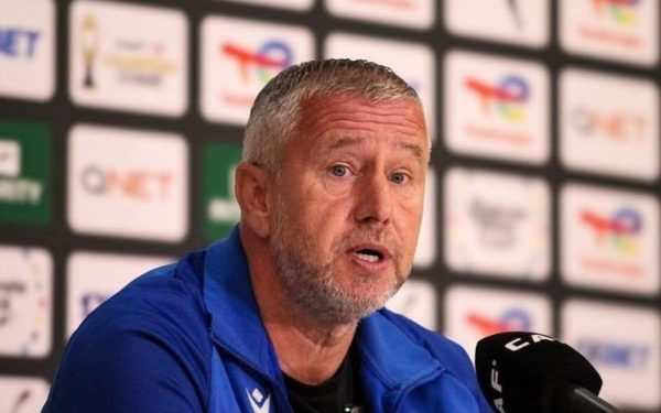 Reghecampf, în furia fanilor: „Dați-l afară!” Ce se întâmplă