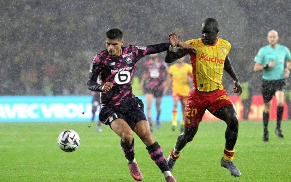 Duelul dintre Lille și Lens, din runda 28 a Ligue 1, se află în centrul atenției fotbalului francez sâmbătă seara, de la ora 22:05