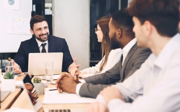 Muncă de Sărbătoare în UE: Cum sunt compensați angajații. România, la ce distanță?