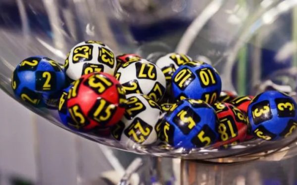 Loto: Paște cu noroc! Report de 13 milioane la Loto 6/49 sâmbătă!