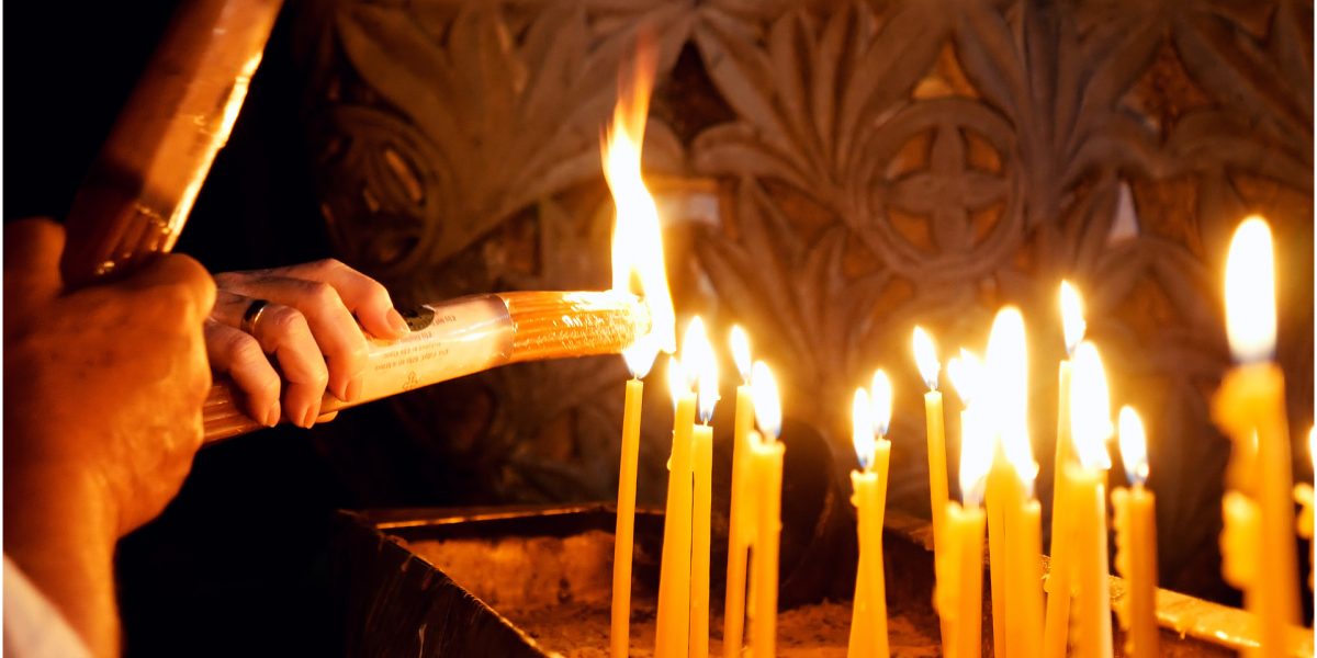 Ce faci cu lumânarea de Înviere: Tradiții și obiceiuri românești vechi