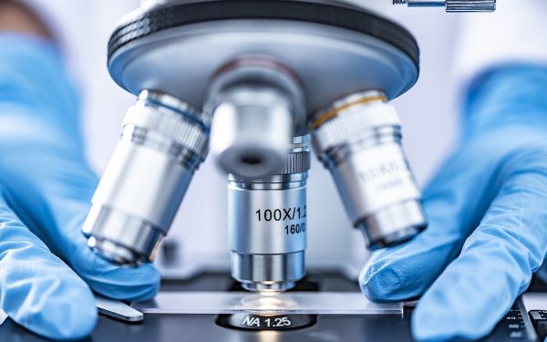 Ipsen, autorizare-șoc pentru un tratament rar de tumoare cerebrală la copii în UE