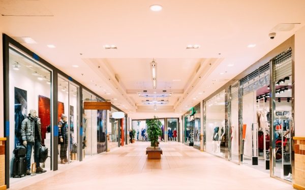 Mall-urile din București, asalt de clienți de Paște 2026: Ce oferte pregătesc