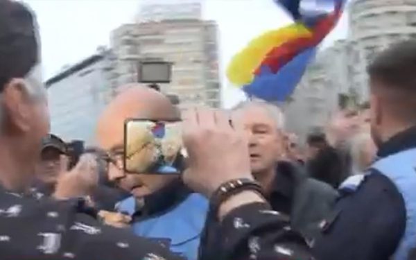 Marian Ceaușescu, scandal la mitingul pro-Bolojan: „Borfașule!” Berceanu, dat afară