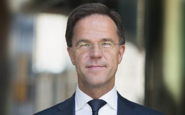 Rutte îi face curte lui Magyar: Vrea alianță pentru securitatea Euroatlantică