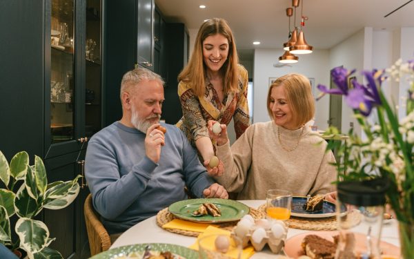 Evită pericolul după masa de Paște: Sfaturi de la medic pentru pancreas!