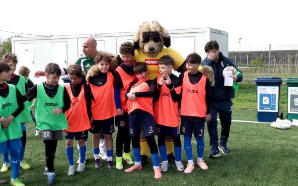 România: Juniorii, antrenați de Ronny, învață să protejeze Planeta