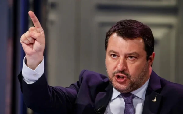 Salvini, furios pe Bruxelles: „Să-mi spuneți dacă sunt oameni normali”
