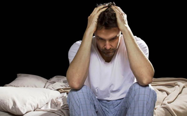 De ce nu dormi noaptea: Psihologul explică gândurile care te chinuie