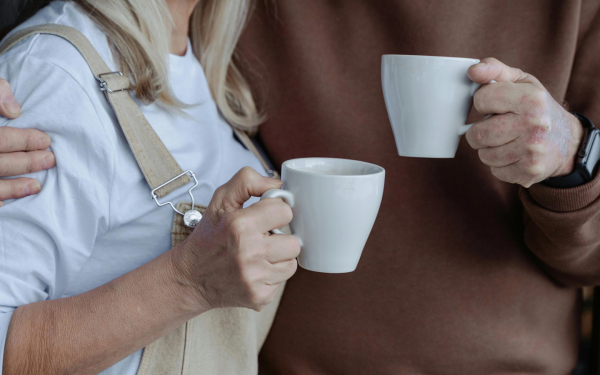 Băutura-fenomen pe net, interzisă de medici: Ce ascunde succesul ei?