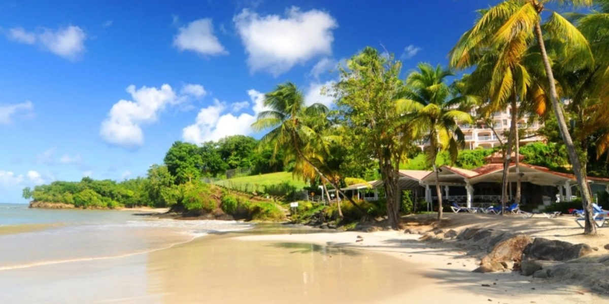 Exotic vs. Italia: Criza din Orientul Mijlociu face zborurile mai ieftine