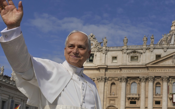 Trump, atac DUR la Papa Leon după apelul la pace: „Nu-l vreau critic”