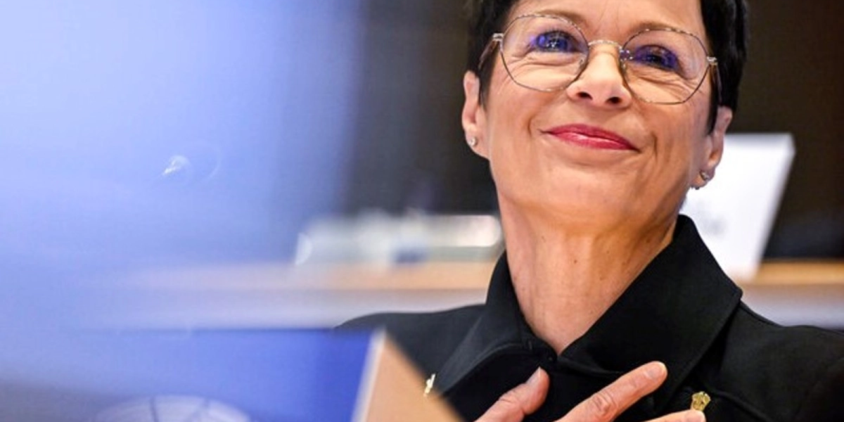 Extinderea UE: Comisarul vrea un motiv pentru Ucraina, Orban în centrul atenției