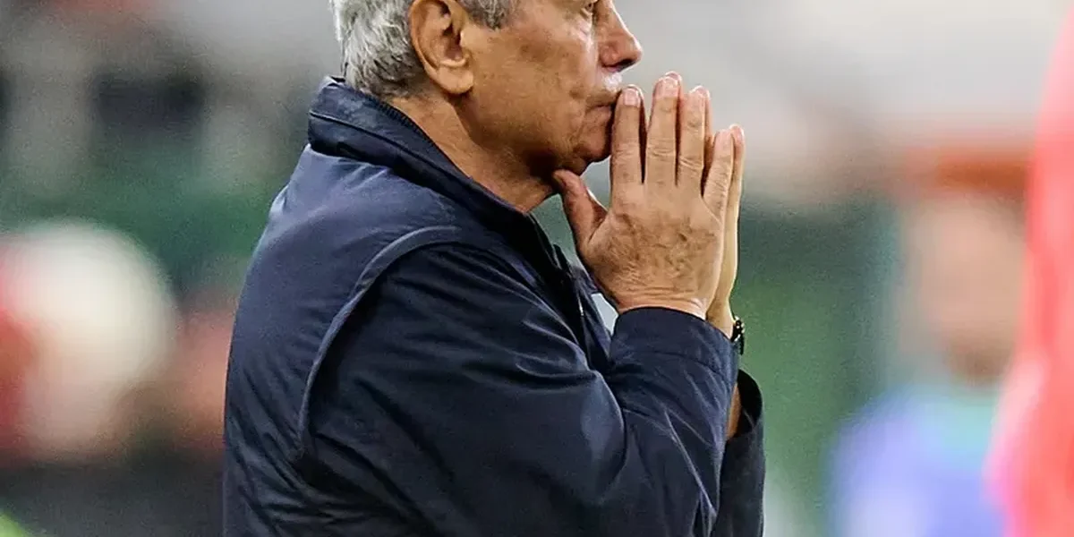 Fostul selecționer al echipei naționale de fotbal, Mircea Lucescu, în vârstă de 80 de ani, a suferit un infarct miocardic acut, fiind internat de urgență la Spitalul Universitar din București
