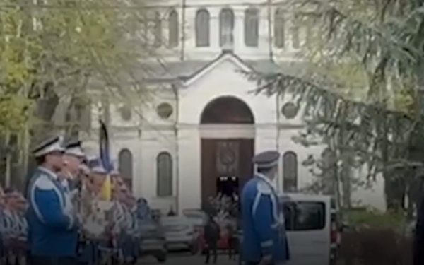 Mircea Lucescu, condus pe ultimul drum cu onoruri militare la Bellu