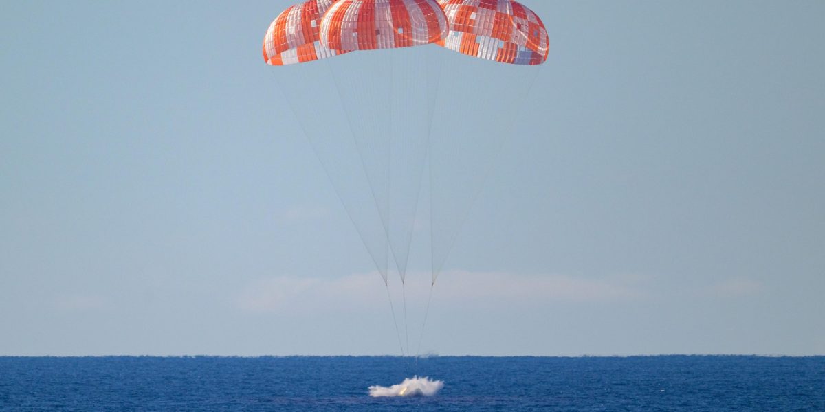 Artemis II: Astronauții NASA au revenit pe Pământ după misiunea lunară (FOTO/VIDEO)