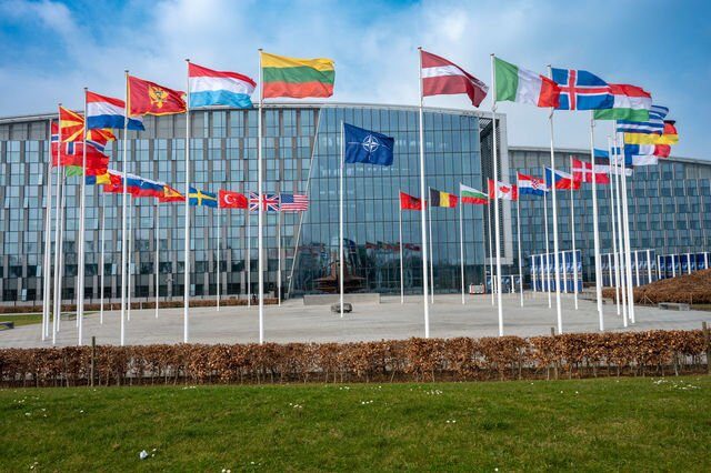NATO în dezacord cu Donald Trump: Aliații nu vor blocada în Ormuz