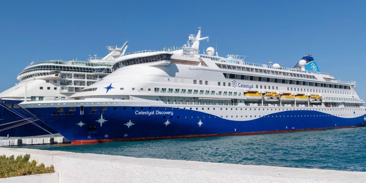 Croazieră de lux sfidează tensiunile din Strâmtoarea Ormuz, cu trafic minim