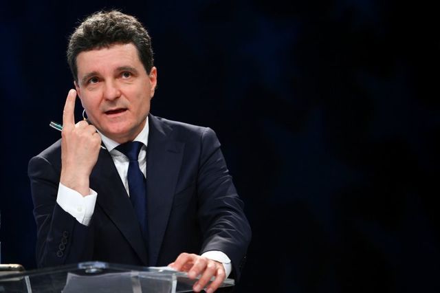 Nicuşor Dan: Guvern minoritar? Primarul pune întrebarea cheie