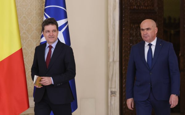 Încrederea în POLITICIENI, la minim istoric. Surpriză: Bolojan și Georgescu, la egalitate! Nicușor Dan, unde e?