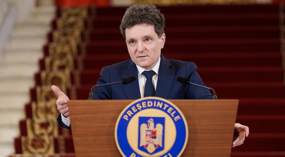 Președintele cheamă partidele la discuții după retragerea PSD de la guvernare