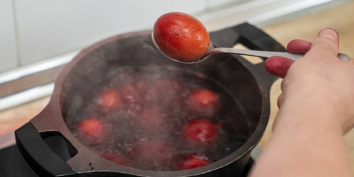 Ouă de Paște în exces? Trucuri ingenioase să nu le arunci!