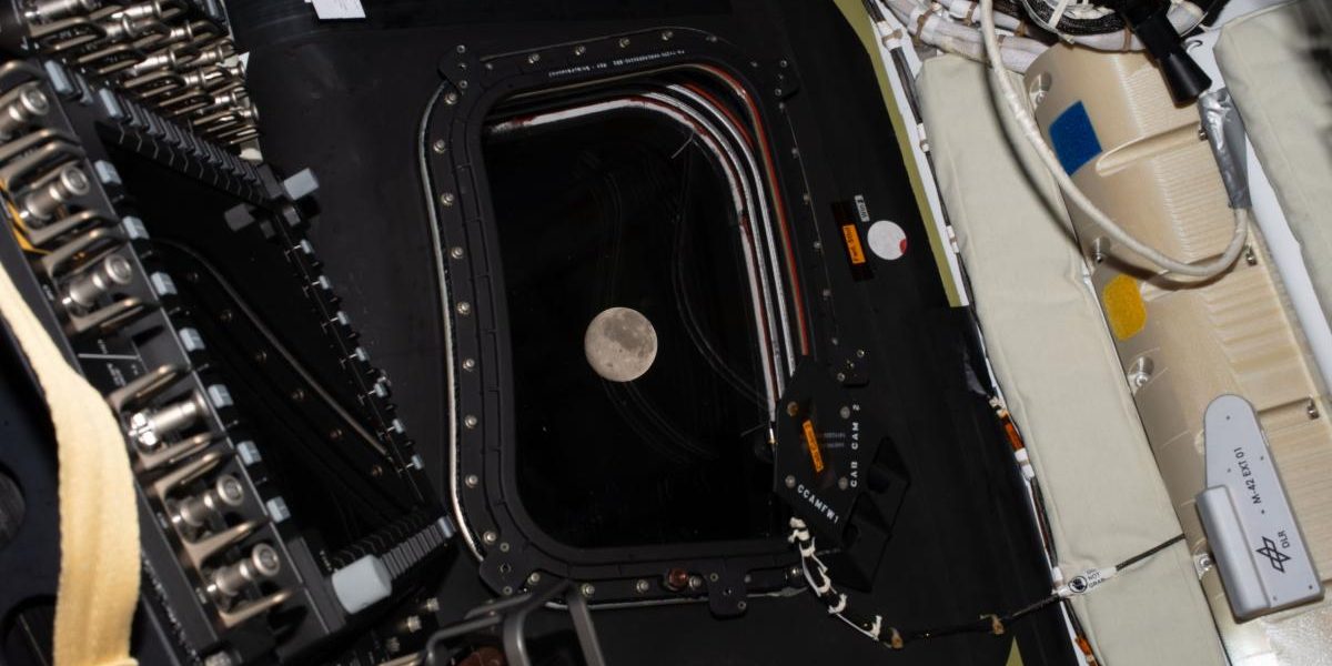 NASA a anunțat că misiunea Artemis 2 a atins cu succes Luna, urmând să se întoarcă pe Pământ în următoarele zile, după ce a realizat primul zbor cu echipaj uman spre satelitul natural