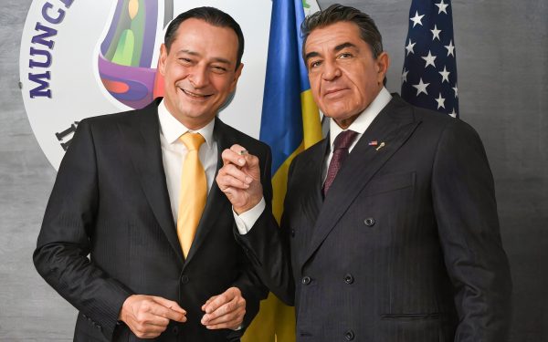 Primarul Daniel Băluță a anunțat un parc „Donald Trump” în Sectorul 4 din București Primarul Sectorului 4, Daniel Băluță, a dezvăluit planurile de a numi un parc din sectorul pe care îl conduce după numele fostului președinte american, Donald Trump