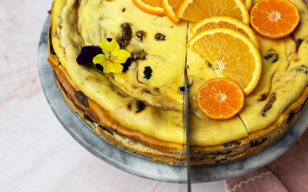 Desertul CREMOS, o REȚETĂ rapidă fără aluat: aroma portocalei te cucerește