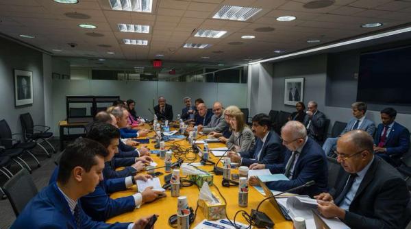 Patru miniștri români, la Washington: Chirieac, „Fiecare pe cont propriu!”