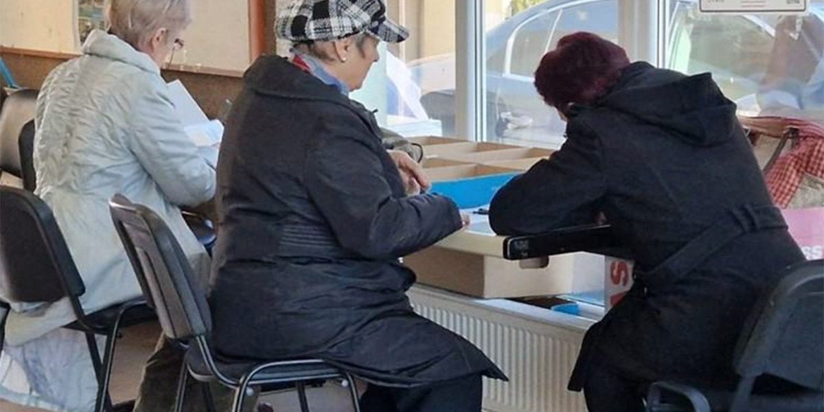 Pensiile românești vor crește cu 350 de lei pe lună începând cu 1 ianuarie 2027, după o perioadă de stagnare de mai mulți ani