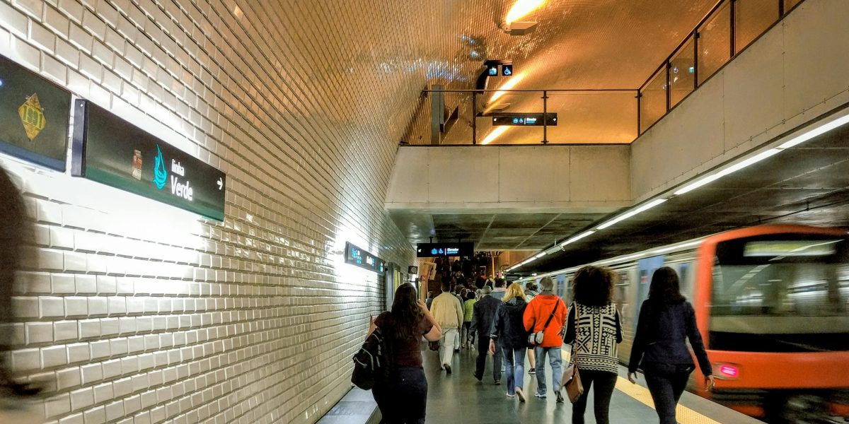 CE aprobă Comisia Europeană: Metroul din Lisabona, licitație UNICĂ, subvenții străine
