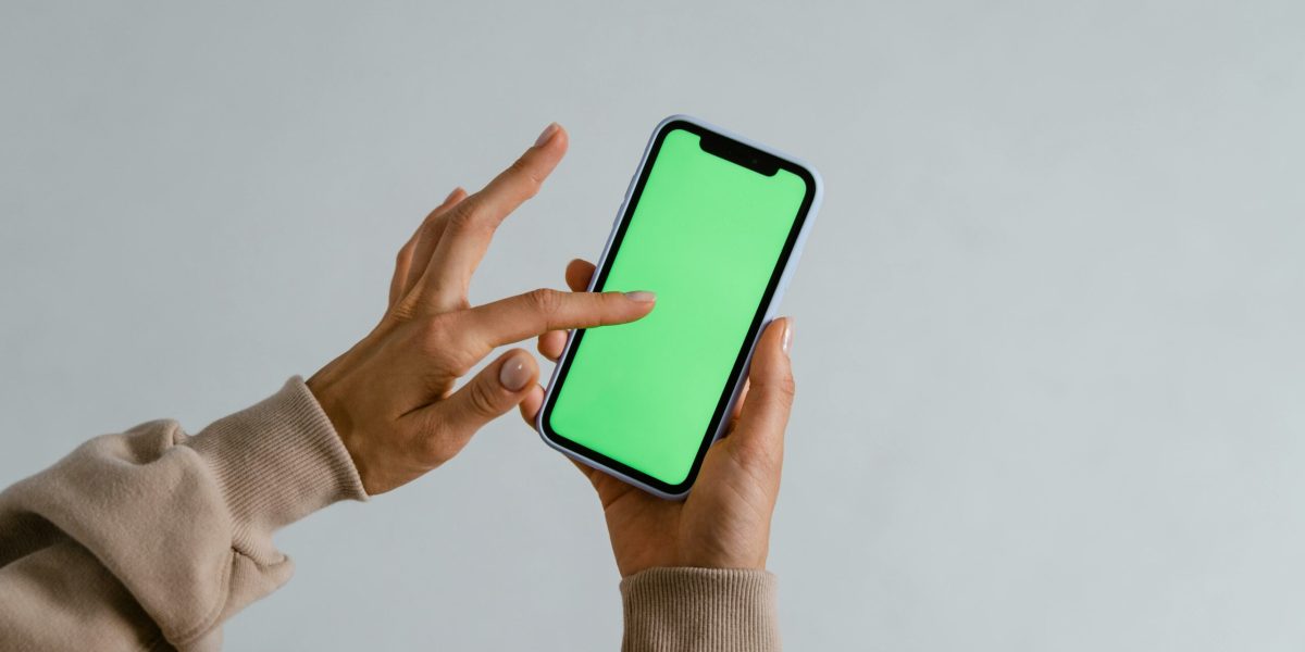 Creștinii ortodocși din România sărbătoresc duminică, 5 aprilie 2026, Floriile, o sărbătoare care marchează intrarea triumfală a lui Iisus Hristos în Ierusalim și deschide oficial Săptămâna Patimilor