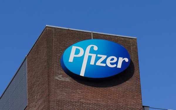 Premierul României, discuții cu Pfizer pentru plata vaccinurilor anti-COVID?