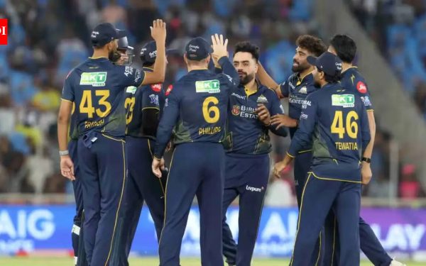 Gujarat Titans și Rajasthan Royals au anunțat echipele pentru meciul de duminică din ediția actuală a IPL, în care rivalii se întâlnesc în trecutul competiției cu speranța obținerii celor două puncte importante