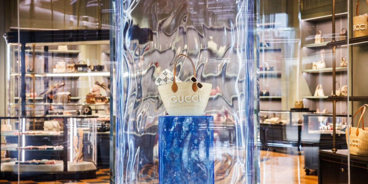 Luxul se clatină în Orientul Mijlociu: Gucci, Hermes și Balenciaga, în picaj