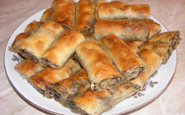 Rețeta lui Radu Anton Roman: Cum faci plăcintă cu ceapă, ca la mama acasă