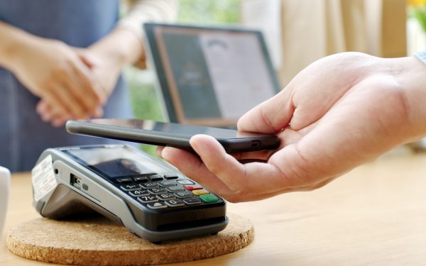 Noua versiune NGate: Malware pe Android fură date NFC de pe carduri