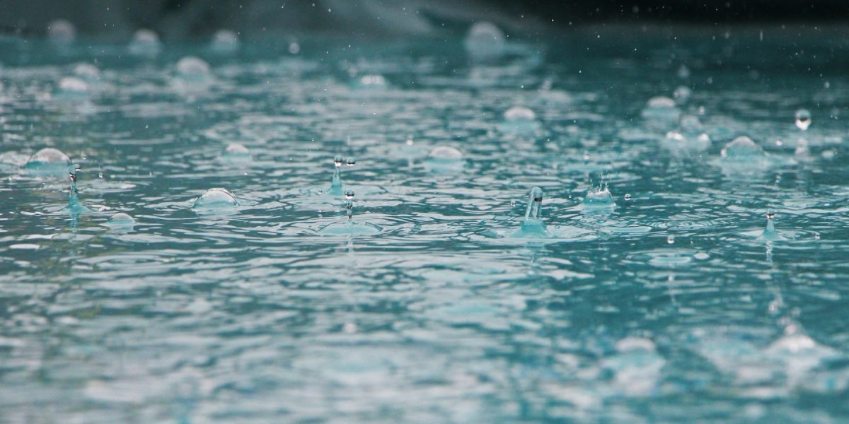 Meteo Alertă: Ploi torențiale și vânt puternic lovesc România până sâmbătă