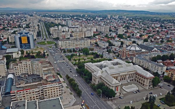 Tineri în Ploiești: 2026, viitor sumbru? Opțiunile lor, tot mai puține