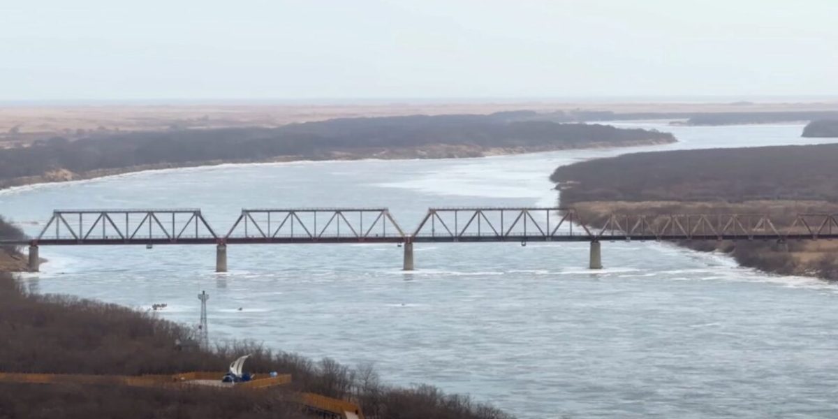 Rusia și Coreea de Nord, punte rutieră istorică: circulația, din vară